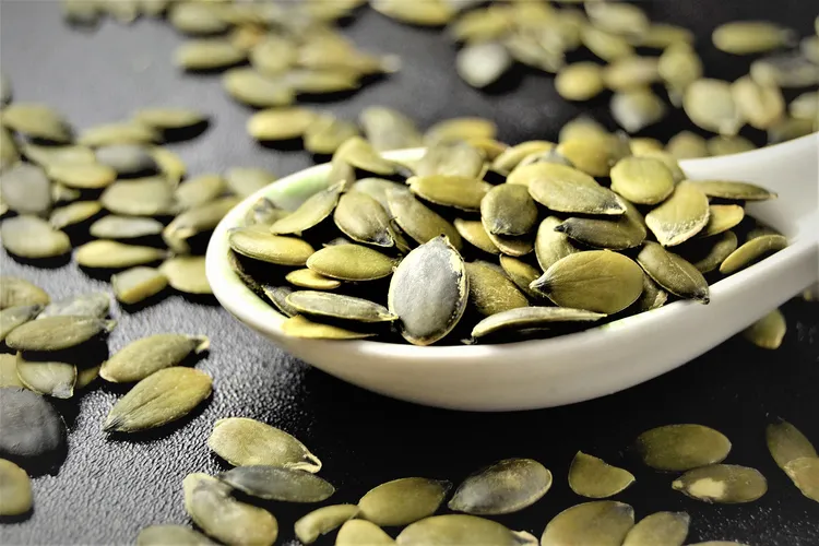 health benefits of eating pumpkin seeds